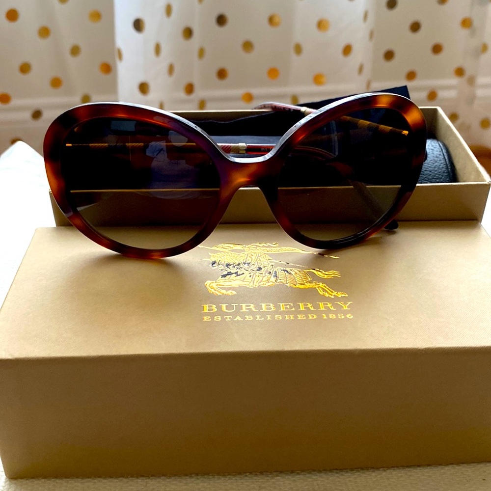 Burberry Polarized Gradient Brown Sunglasses